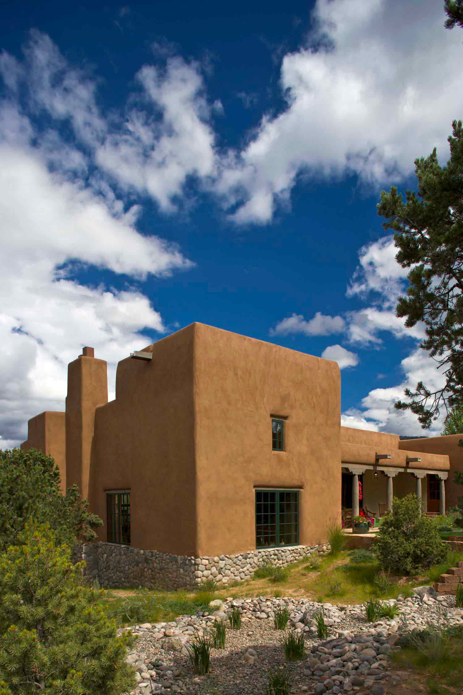 santa fe home adobe exterior